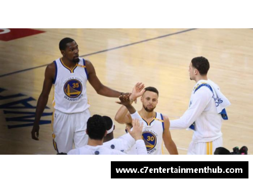 C7娱乐4比1！勇士主场夺得NBA总冠军库里杜兰特合砍73分 - 副本 - 副本